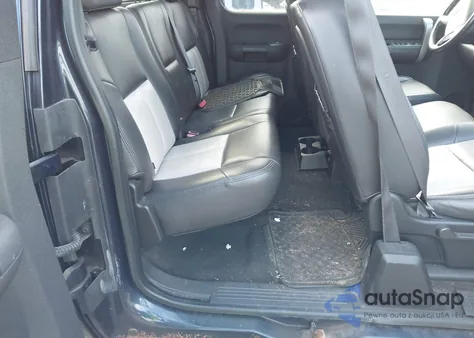 2007 Chevrolet Silverado 1500 Lt1 from USA, damaged, VIN 2GCEC19C271721662